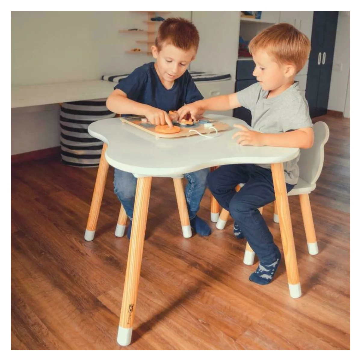 Set masuta si doua scaune, FreeON, Bear, , Din lemn, Alb 6 ani [10]