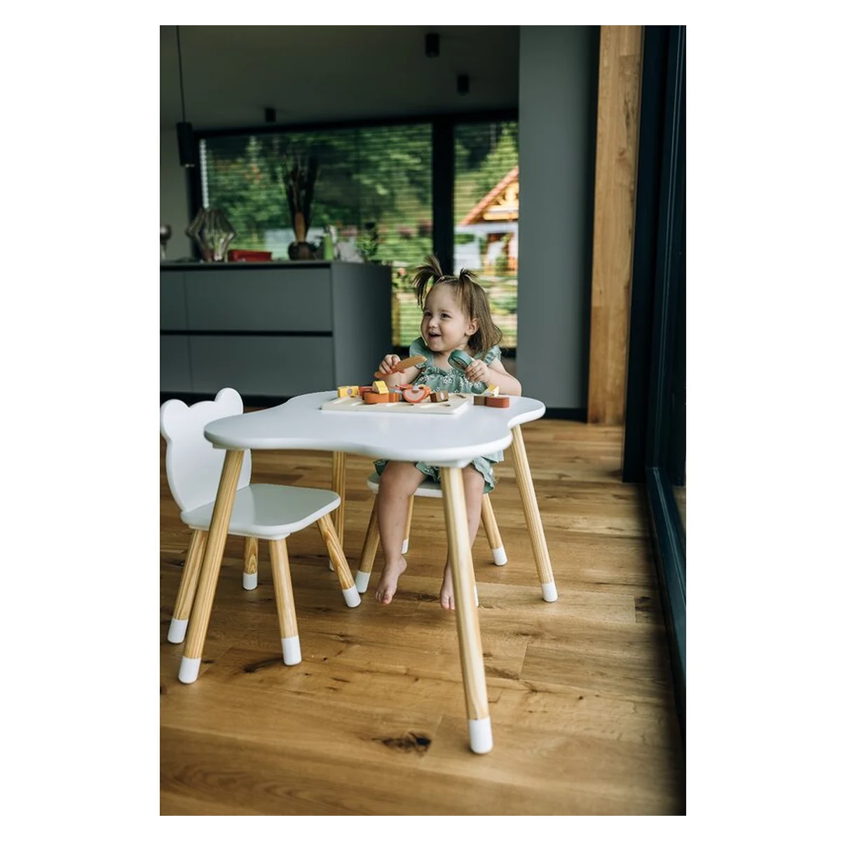 Set masuta si doua scaune, FreeON, Bear, , Din lemn, Alb 6 ani [6]