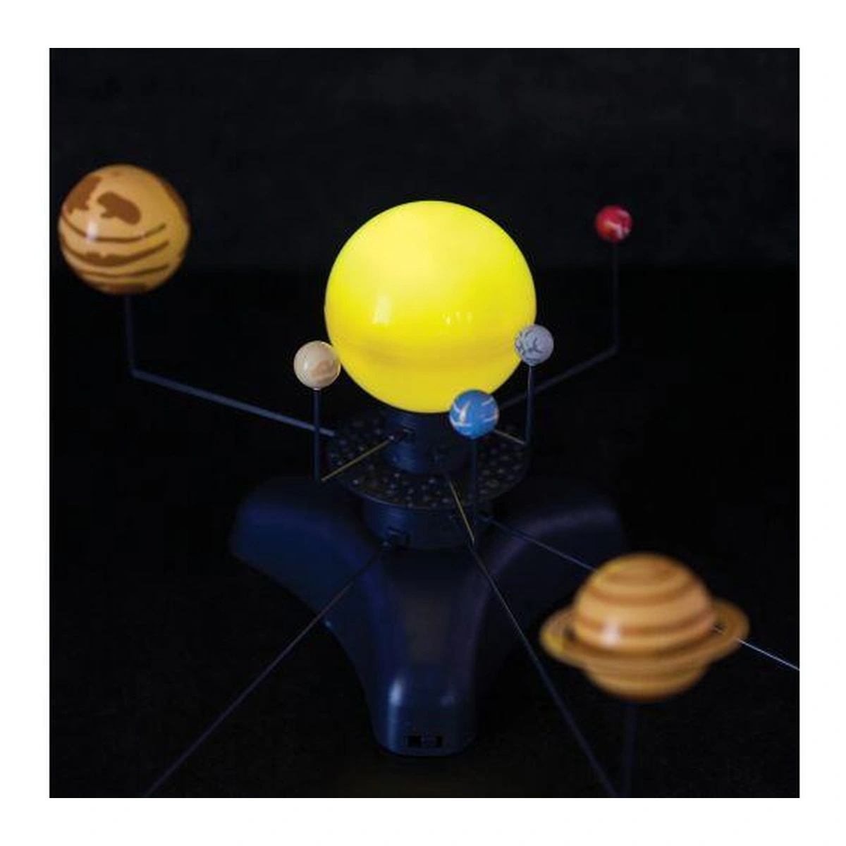 Sistem solar motorizat [6]