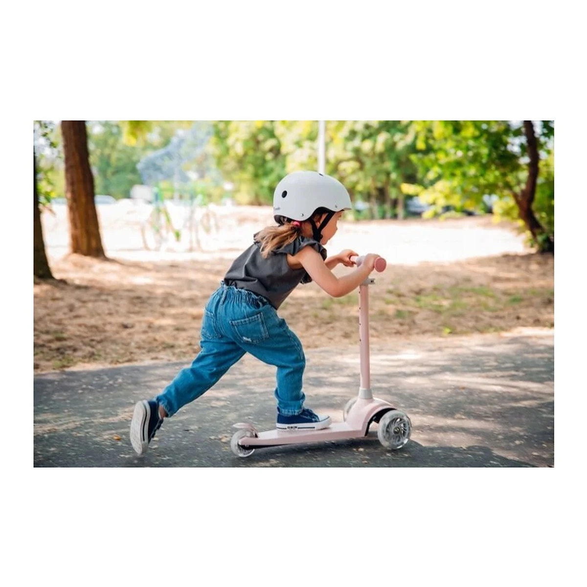 Trotineta, Lionelo, Jessy, Pana la 50 Kg, lumini LED, 3 ani+, Roz [21]