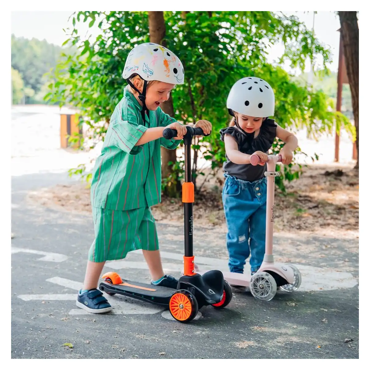 Trotineta, Lionelo, Jessy, Pana la 50 Kg, lumini LED, 3 ani+, Verde [23]