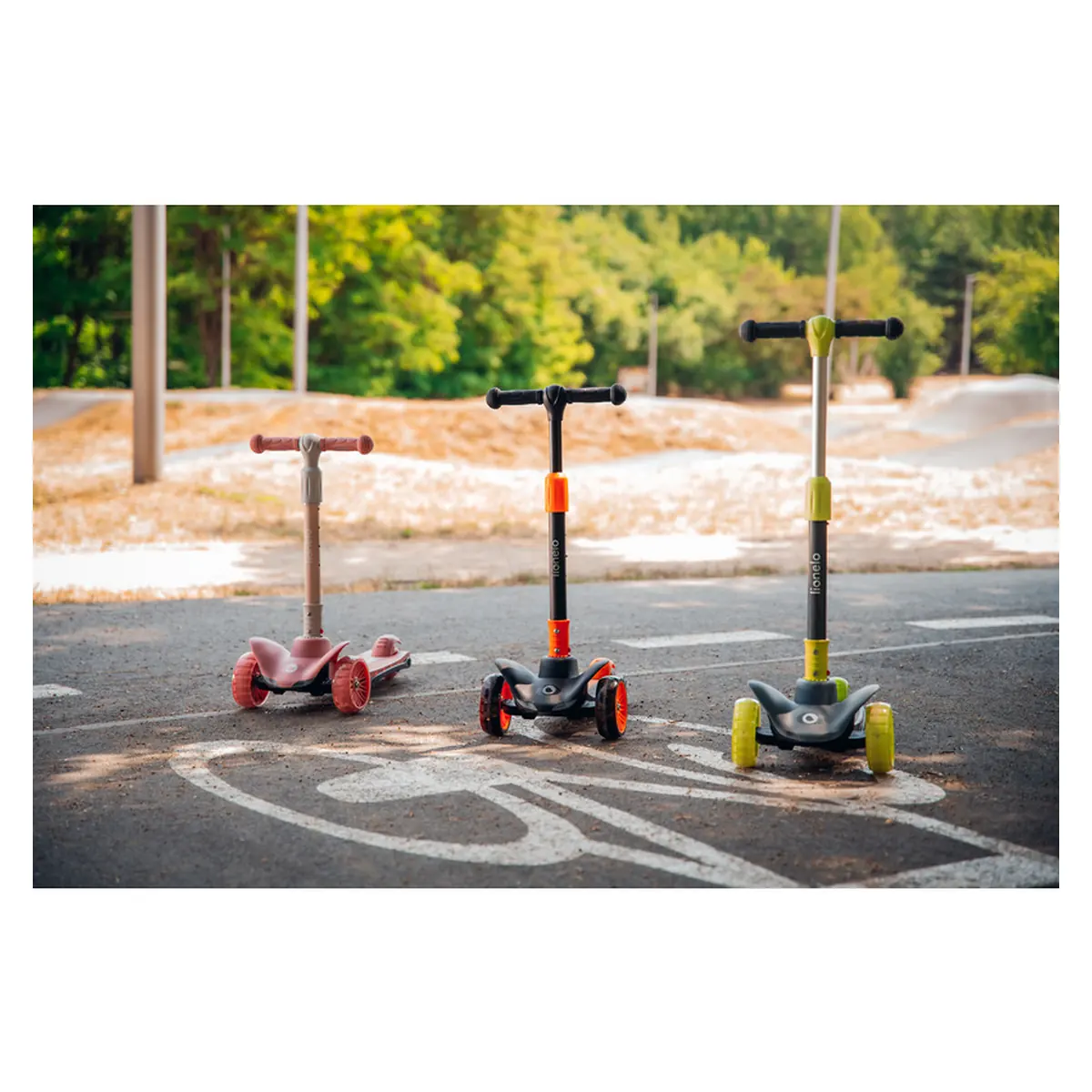 Trotineta, Lionelo, Timy, Copii, Ultrapliabila, Pana la 50 Kg, lumini LED, 3 ani+, Verde [25]