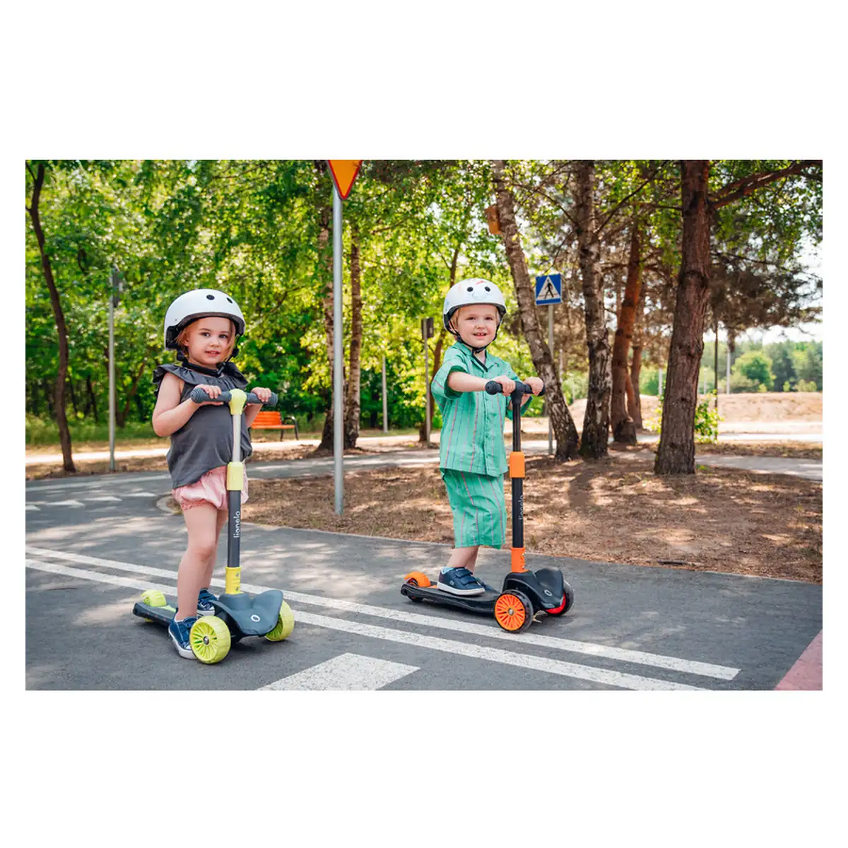 Trotineta, Lionelo, Timy, Copii, Ultrapliabila, Pana la 50 Kg, lumini LED, 3 ani+, Verde [22]