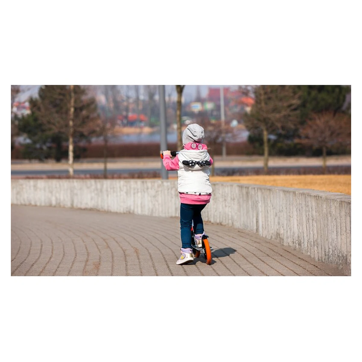 Lionelo - Trotineta Luca, Copii/Adulti, Pliabila, Pana la 100 Kg, Conform cu standardul european de securitate EN14619, Portocaliu [17]