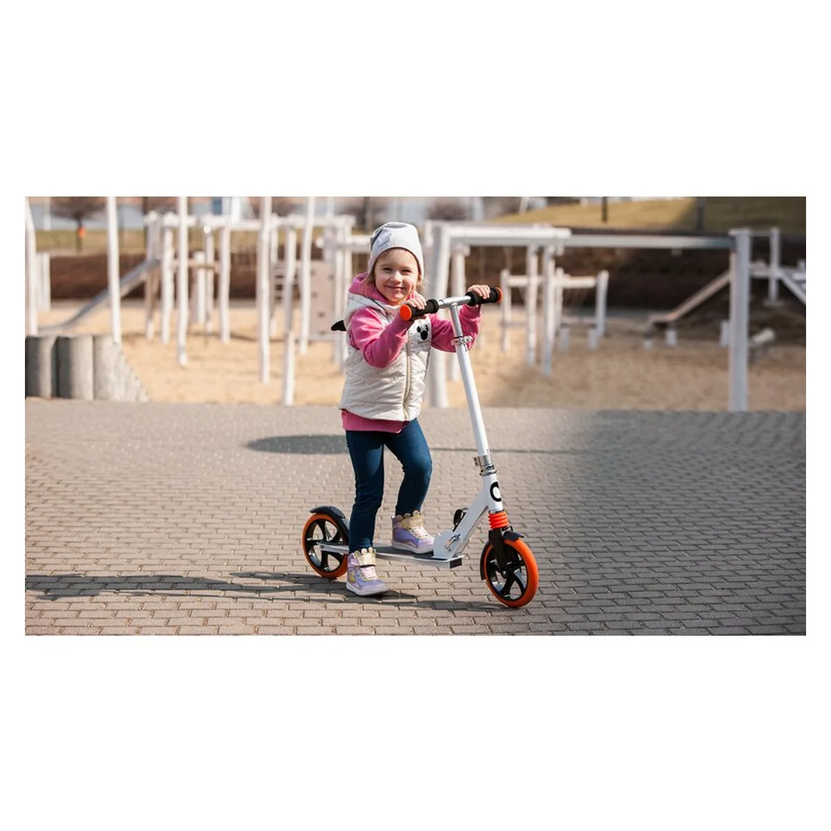 Lionelo - Trotineta Luca, Copii/Adulti, Pliabila, Pana la 100 Kg, Conform cu standardul european de securitate EN14619, Portocaliu [18]