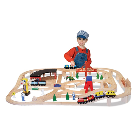 Jucarii - Set Trenulet din lemn cu depou Melissa and Doug