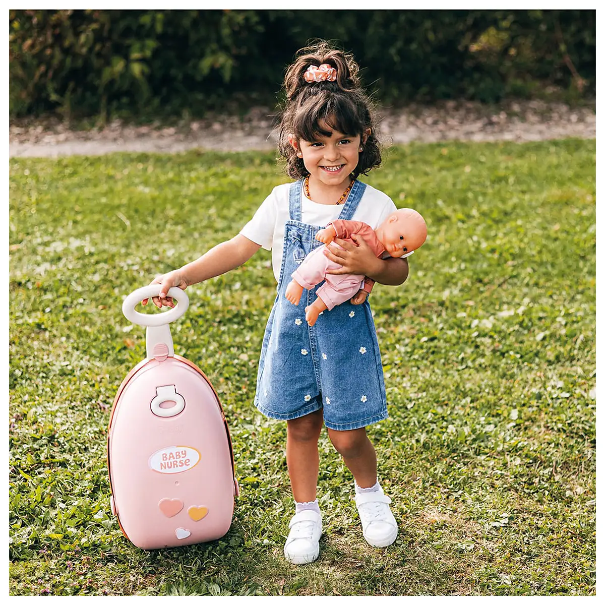 Valiza multifunctionala pentru papusi Smoby Baby Nurse Nursery Suitcase 3 in 1 cu 6 accesorii [4]