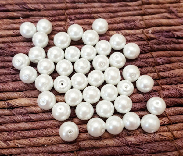 Perle de sticla, albe, rotunde 8 mm- 1 bucata [2]