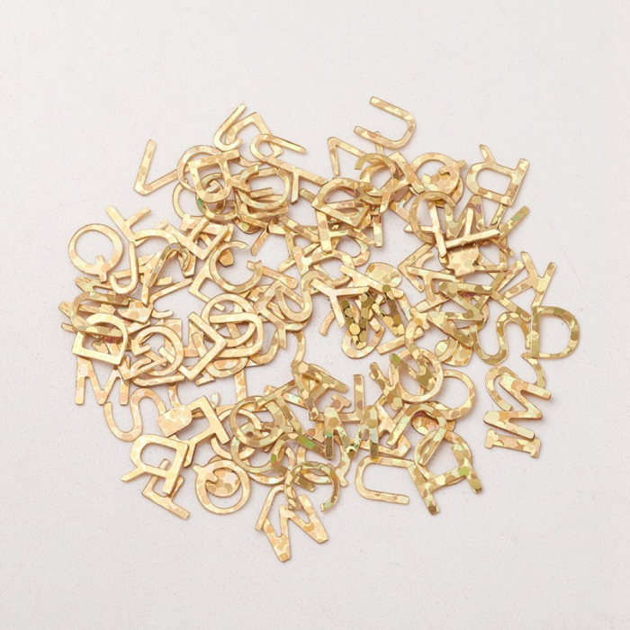 Ornament paiete din plastic, literele alfabetuluin aurii, 5,5 mm, 50 g [3]