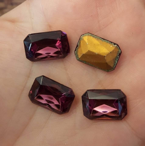 Caboson si suport caboson - Cabochon din cristal german, fatetat, dreptunghi - 16x10 mm - Culoare ametist - 1 bucata Cod DG18