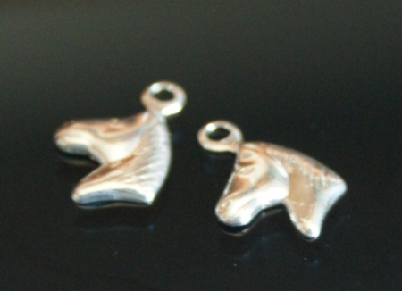 Charm, Pandant, Conector - Charm, drop, cal din alama placata cu argint, 10X6 mm, 1 buc