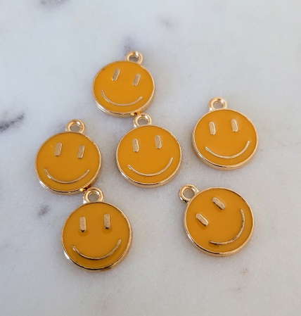 Charm, Pandant, Conector - Charm emailat, Emoticon, Smiley Face Galben, metal auriu, 14.5X12 mm, 1 buc