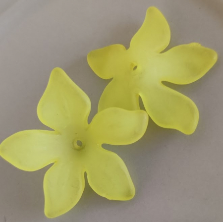 Margele acrilice - Floare acrilica -  galben transparent - 30 mm - 1 bucata