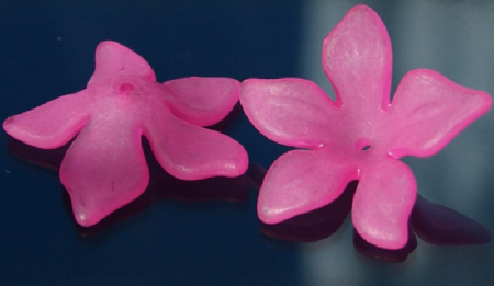 Margele acrilice - Floare acrilica -  roz aprins transparent - 30 mm - 1 bucata