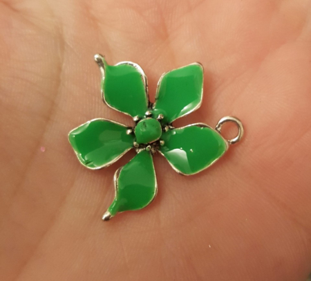 Charm, Pandant, Conector - Pandant emailat, floare verde- argintiu antichizat