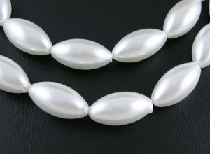 Perle de sticla - Perle de sticla, albe, lunguiete, drop 16X8mm - 1 bucata