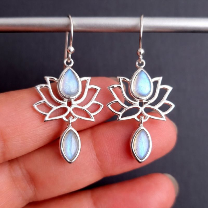 Cercei argint Floare de Lotus cu piatra lunii [2]