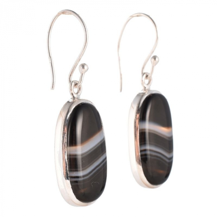 cercei-argint-ovali-cu-agat-negru-cu-benzi [2]