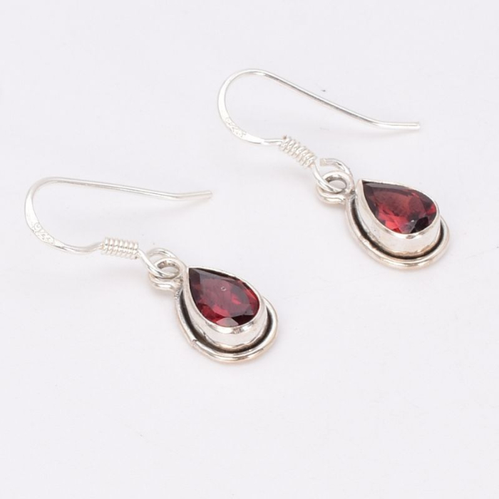 Cercei lungi de argint cu granat para, fatetat [4]