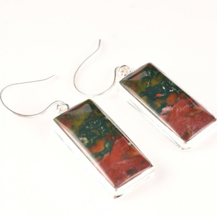 cercei-piatra-sangelui-din-argint-dreptunghilari [3]