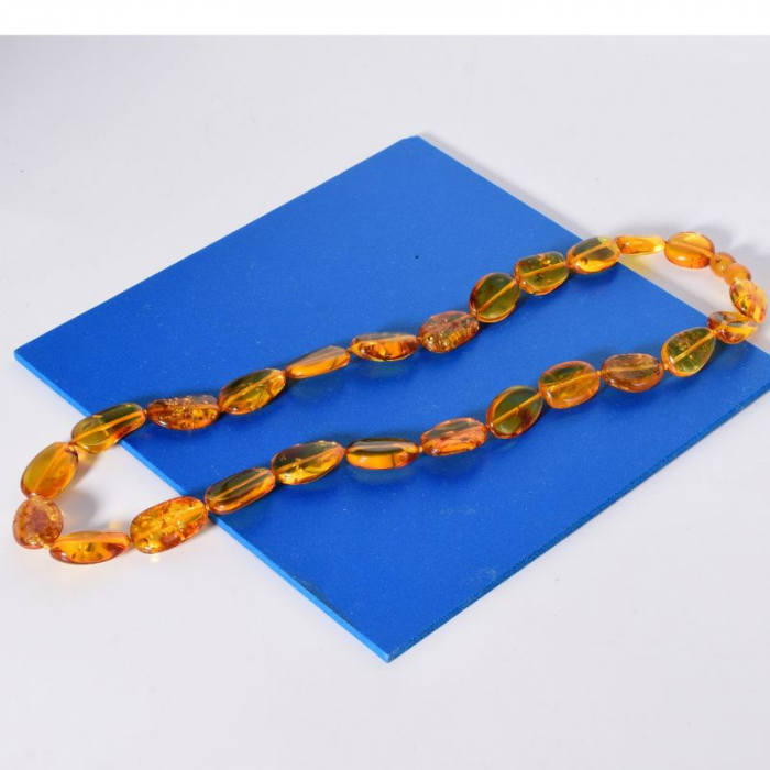 Colier cu chihlimbar cognac pe fir textil 47 cm [3]