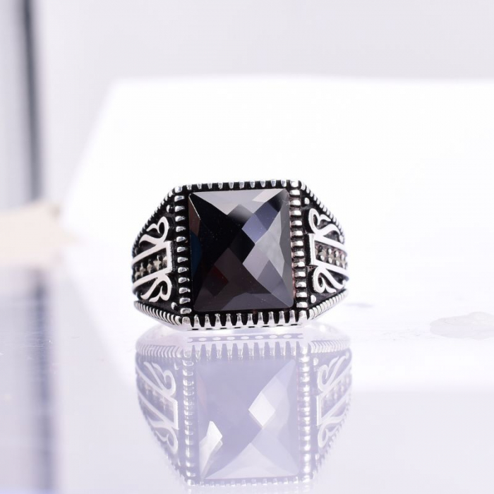 Inel argint barbati onix negru patrat fatetat [6]