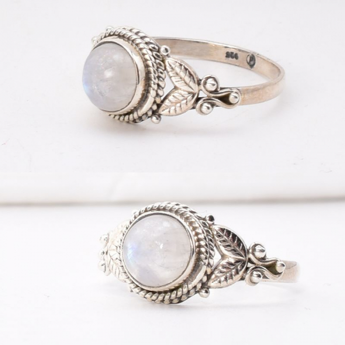 Inel argint cu piatra lunii rotund [2]