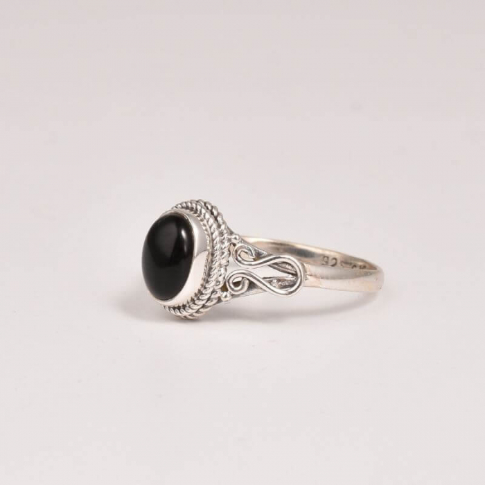 inel-onix-negru-din-argint-handmade-in-India [2]