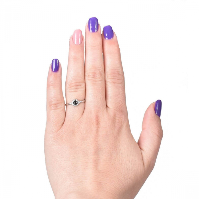 Inel-argint-rodiat-cu-safir-albastru-si-zirconia [3]