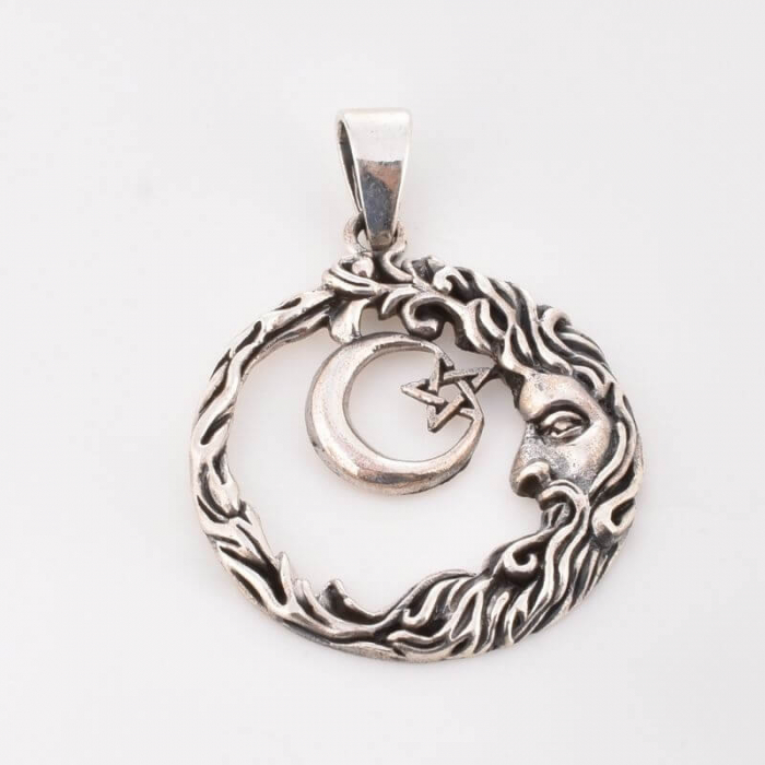 pandantiv-argint-cu-luna-care-se-priveste-pe-sine [2]