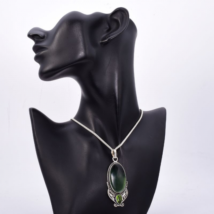 Pandantiv argint cu serpentin si crom diopsid [2]