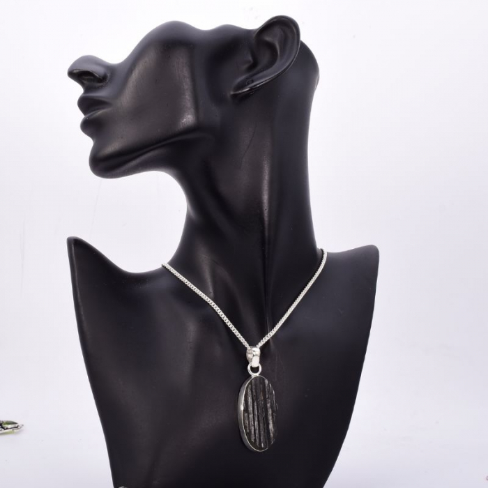 Pandantiv argint cu turmalina neagra [2]