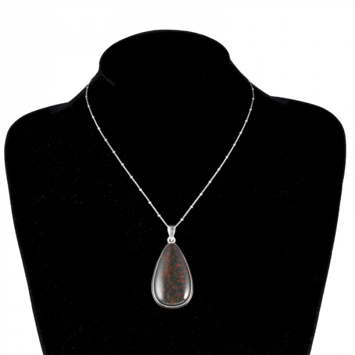 pandantiv-piatra-sangelui-din-argint-granulat-forma-lacrima [4]