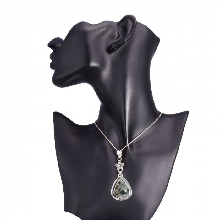 Pandantiv de argint cu piatra prehnit forma para [3]