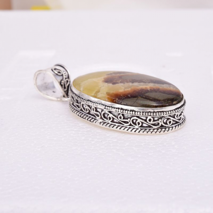 pandantiv-din-argint-cu-septaria-galbena-piatra-dragonului [3]