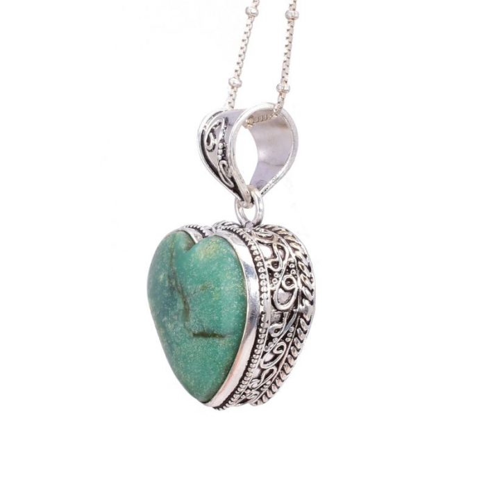pandantiv-lucrat-manual-din-argint-inima-cu-crisopraz [2]