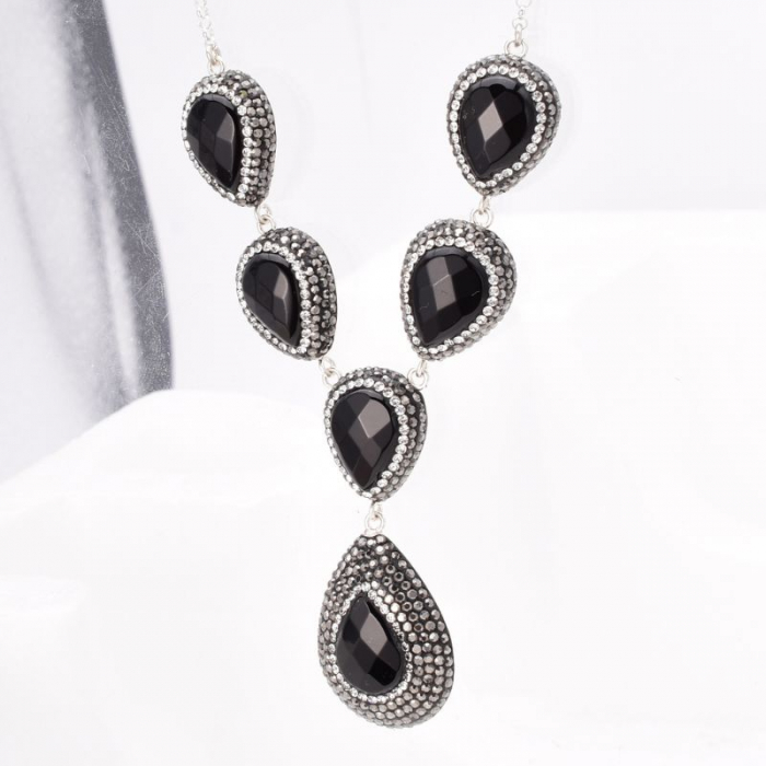 Set argint cu onix, hematit si CZ - cercei si colier [6]