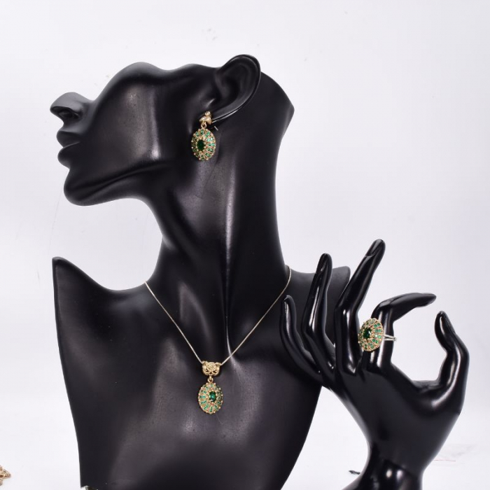 Set argint otoman forma ovala cu cubic zirconia verzi [2]