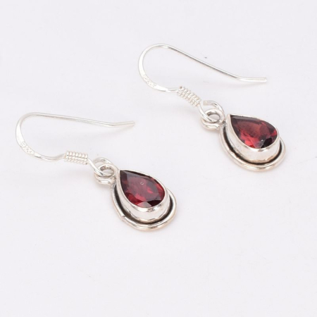 Cercei lungi de argint cu granat para, fatetat [3]