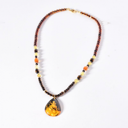 Colier cu chihlimbar cameo cu zâna [4]