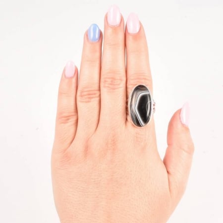 inel-argint-cu-piatra-agat-negru-cu-benzi [3]
