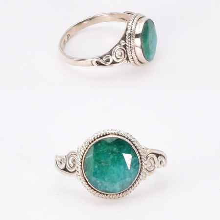 Inel cu smarald natural rotund din argint [1]