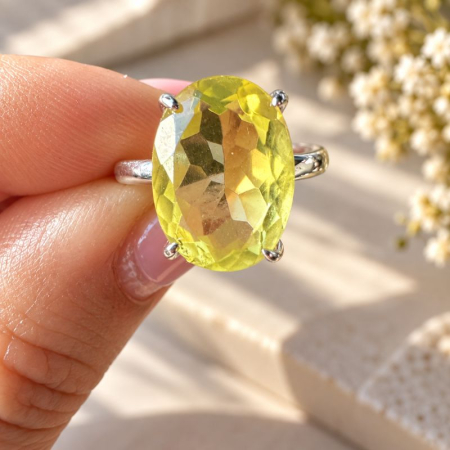 Inel de argint cu lemon topaz in gherute [1]