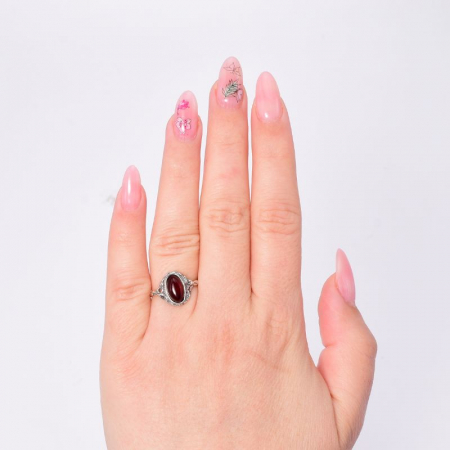 Inel de argint cu piatra chihlimbar oval cherry [3]