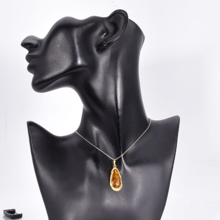 Pandantiv argint cu chihlimbar, placaj aur 18K [1]