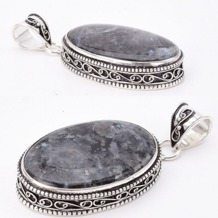 Pandantiv argint filigran cu piatra lunii neagra larvikit [2]