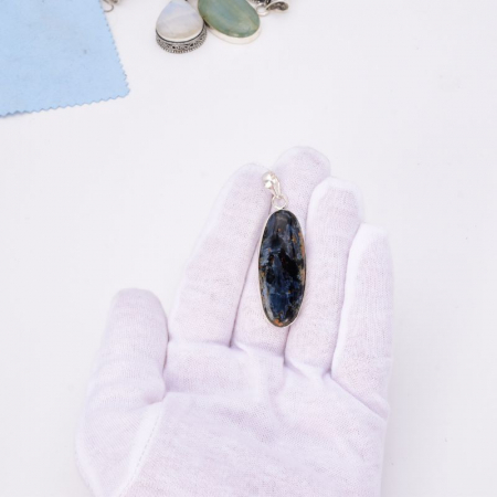 Pandantiv cu pietersit din argint oval [1]