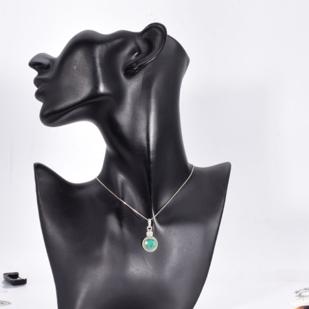 Pandantiv cu smarald rotund din argint 925 [1]