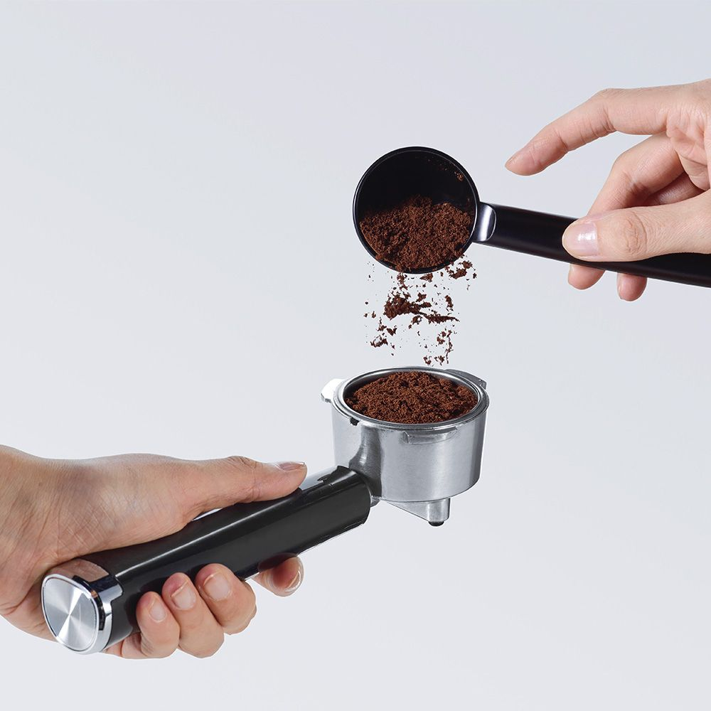 Polti Coffea P10S espressor de cafea pentru espresso și cappuccino, compatibilă cu cafea măcinată și capsule E.S.E. de 44 mm, Steamymilk pentru spumarea laptelui, rezervor detașabil de 1,3 l, 1450 W, [5]
