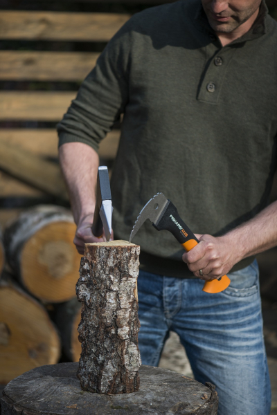 Toporul pentru despicat Fiskars X11 [3]